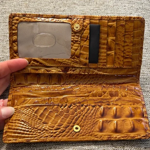 NWT Brahmin Ady Wallet Dark Rum Melbourne Leather Wallet